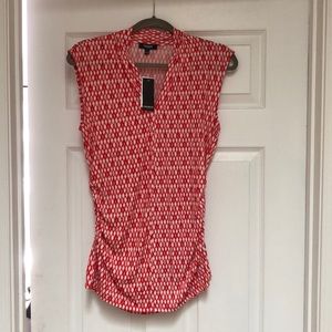Sleeveless blouse